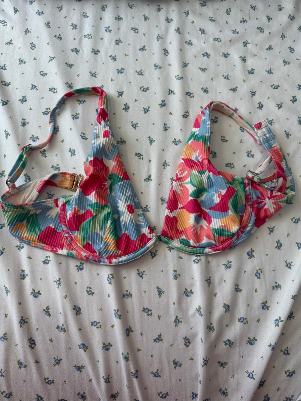Hollister Floral Underwire Bikini Top | Tropical Print | Women’s 32C